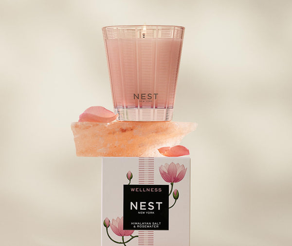 Nest Fragrances Himalayan Salt & Rosewater Classic Candle