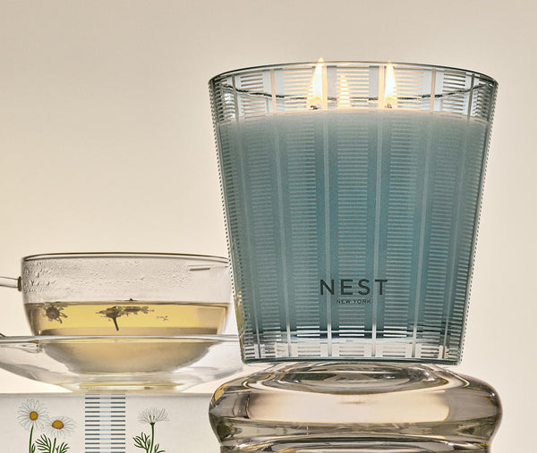Nest Fragrances Driftwood & Chamomile 3-Wick Candle