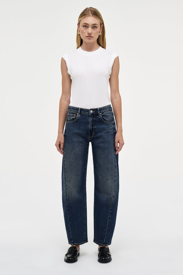 Neuw Amber Barrel - Check In