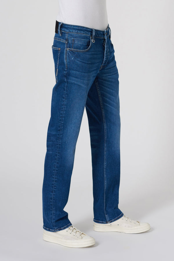 Neuw Lou Straight - Shiver