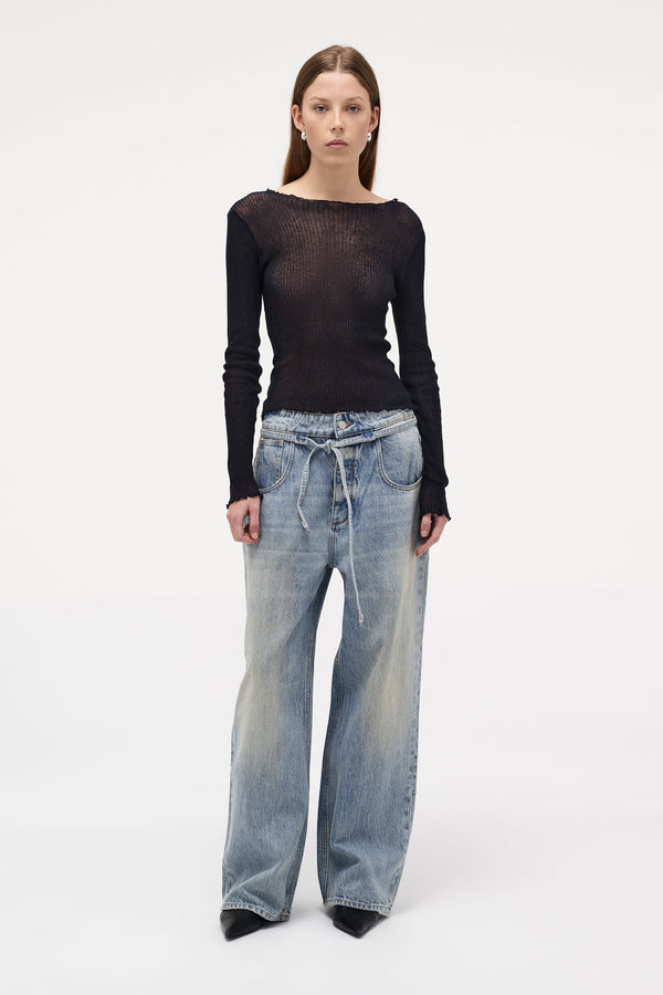 neuw Yoko Baggy - Runway