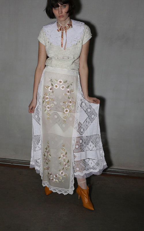 Nevenka Floral Hand Embroidery Silk Apron