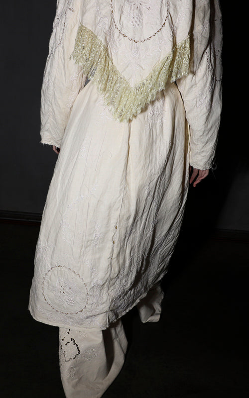 Nevenka Follow Each Other Linen Embroidery Coat