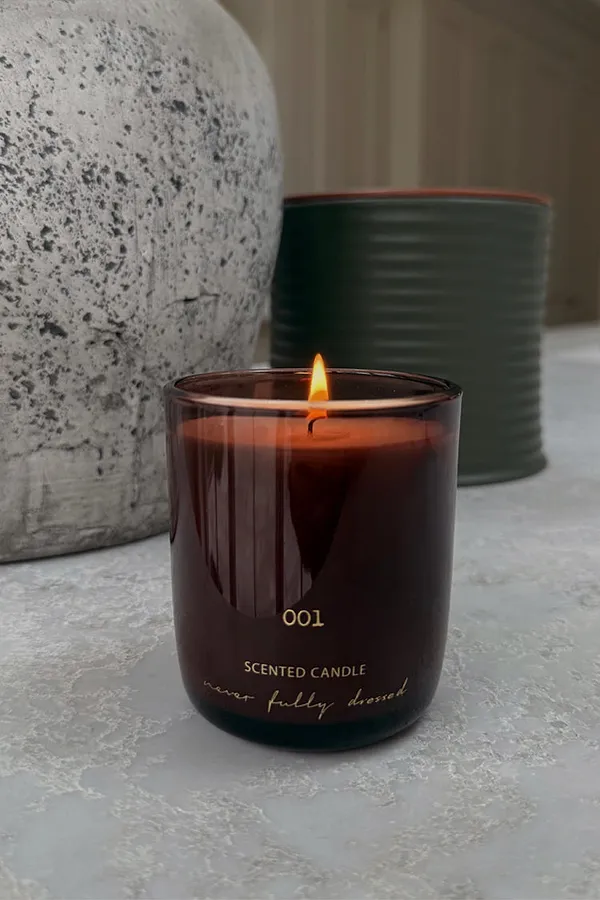 never fully dressed NFD Eau De Parfum Candle 001