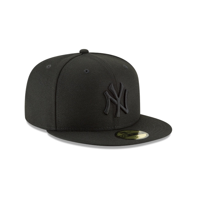 New Era Blackout Basic 59FIFTY Fitted