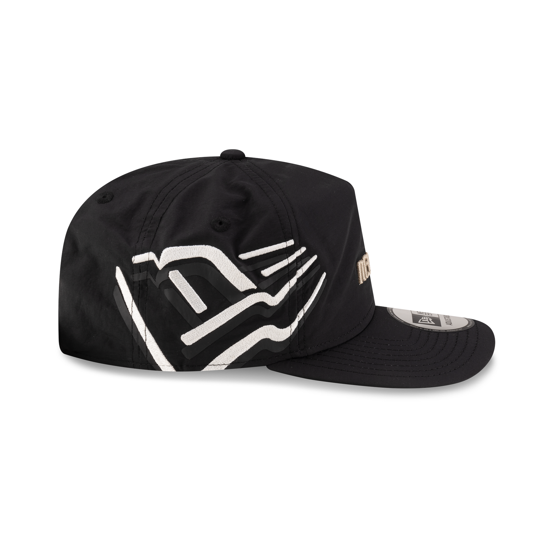 New Era Raised Flag Black Golfer