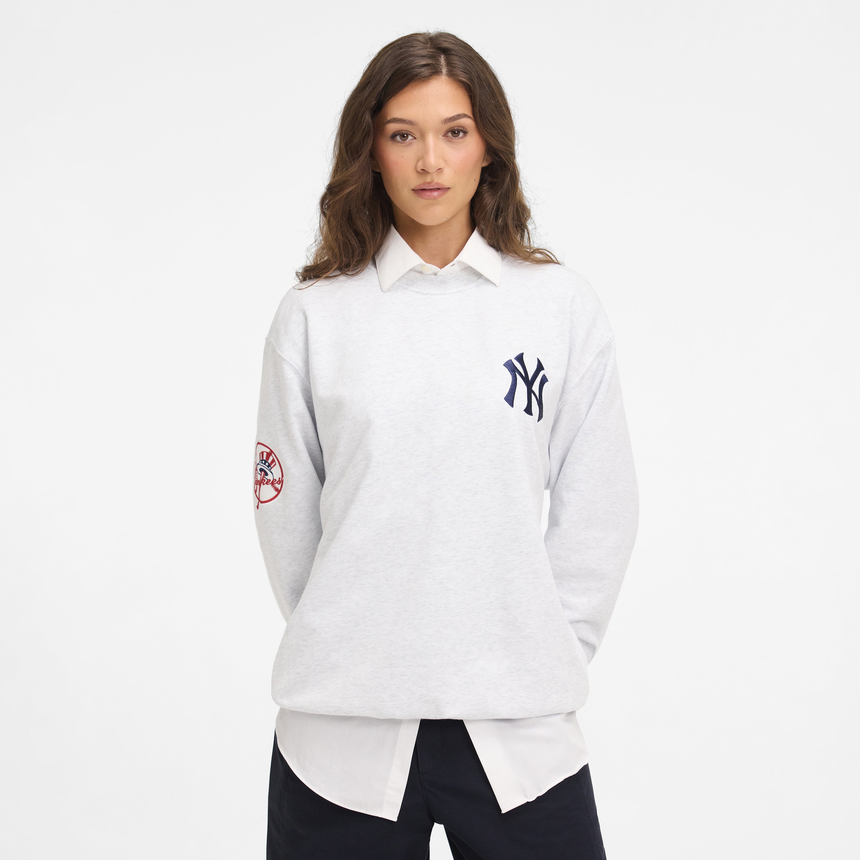 new era White Crewneck