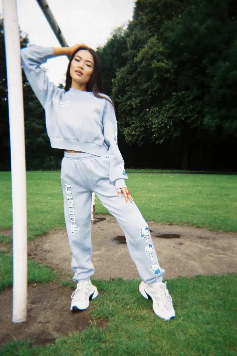 New Girl Order New Girl Order HELLO KITTY TIE DYE CROP SWEAT