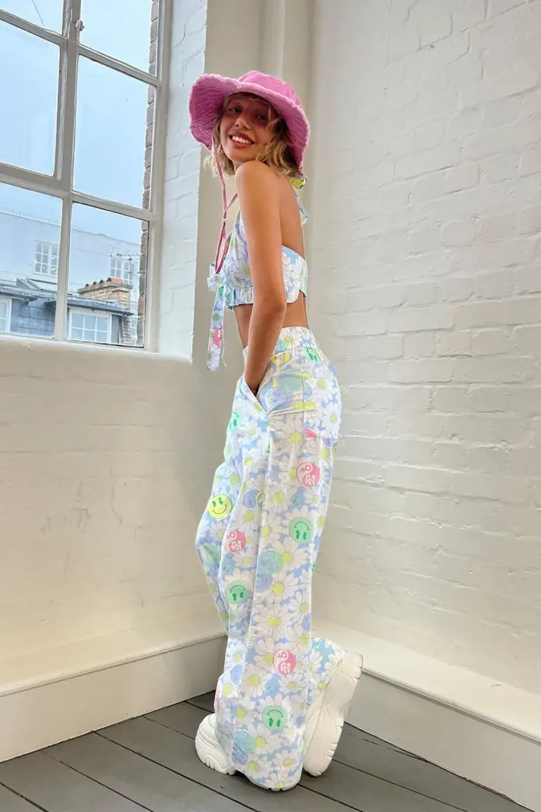 New Girl Order New Girl Order NEW IN SMILEY YIN YANG FLORAL CHEF PANT