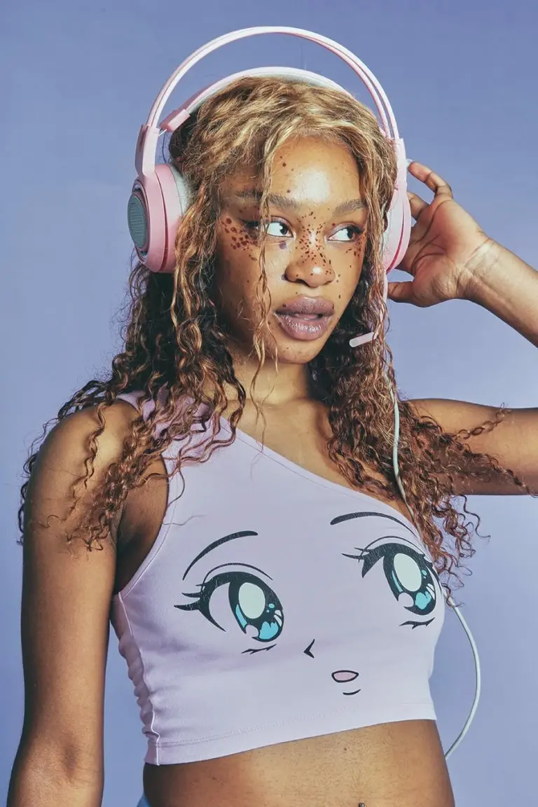 New Girl Order New Girl Order ONE SHOULDER ANIME TOP