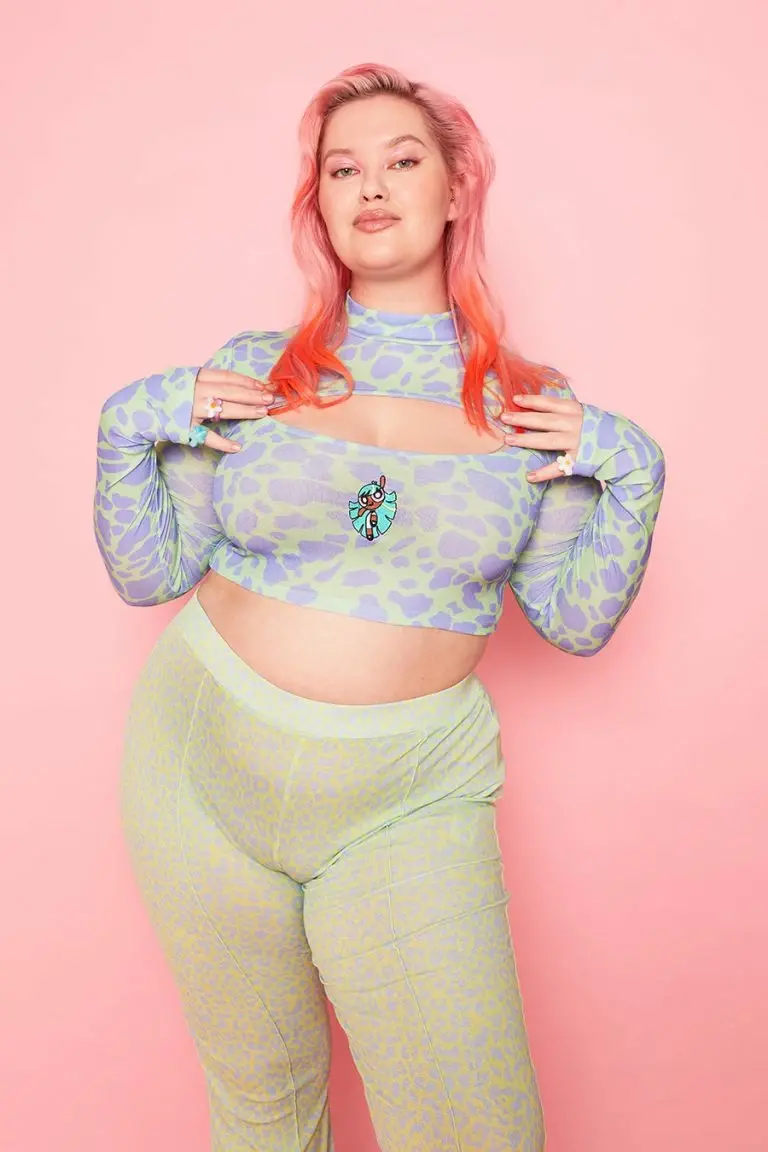 new girl order New Girl Order Tops POWERPUFF GIRLS COW PRINT CUT OUT LS TOP CURVE