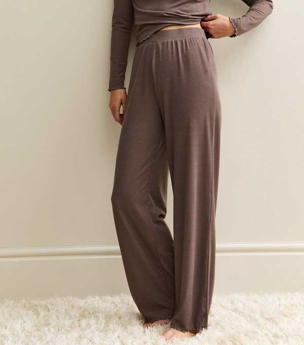 New Look Dark Brown Ribbed Jersey Long Sleeve Top And Trousers Pyjama Set