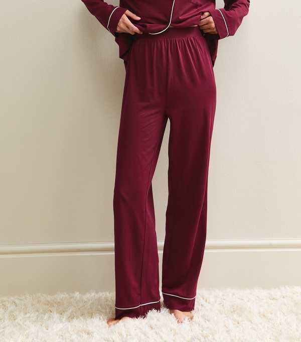 New Look Dark Burgundy Contrast Trim Revere Collar Pyjama Set