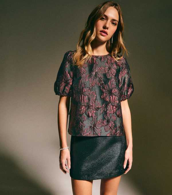 New Look Dark Burgundy Floral Jacquard Short Sleeve Top