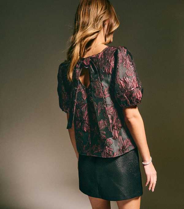 New Look Dark Burgundy Floral Jacquard Short Sleeve Top