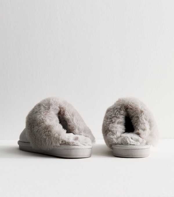 New Look Grey Faux Suede And Faux Fur Trim Slippers