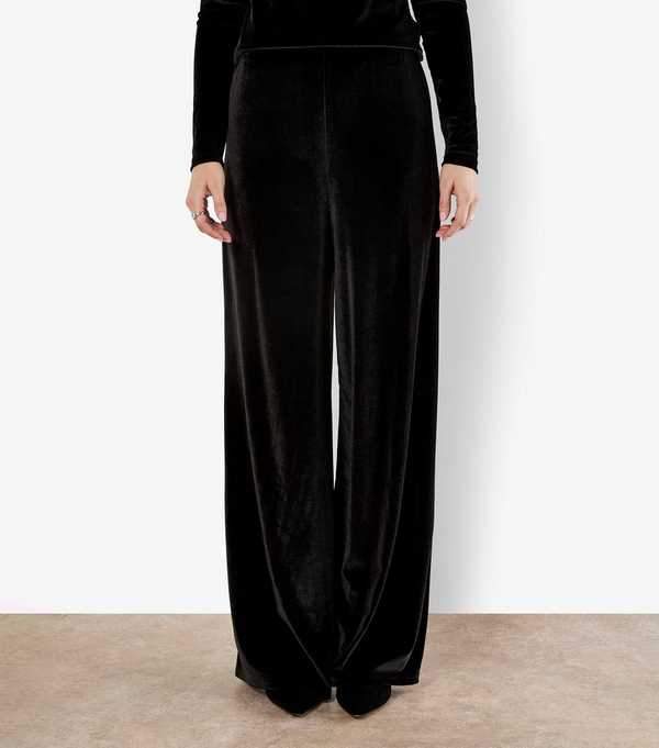 New Look Apricot Black Velvet Clean Waist Trousers