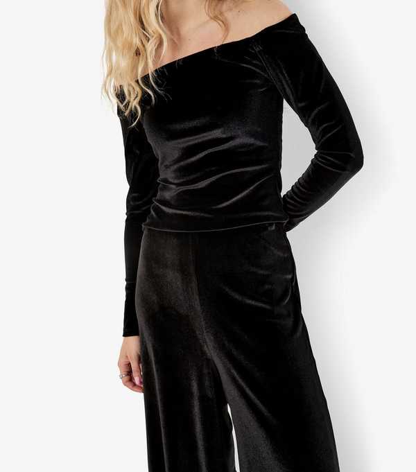 New Look Apricot Black Velvet Clean Waist Trousers