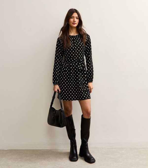 new look Black Crinkled Jersey Belted Mini Dress