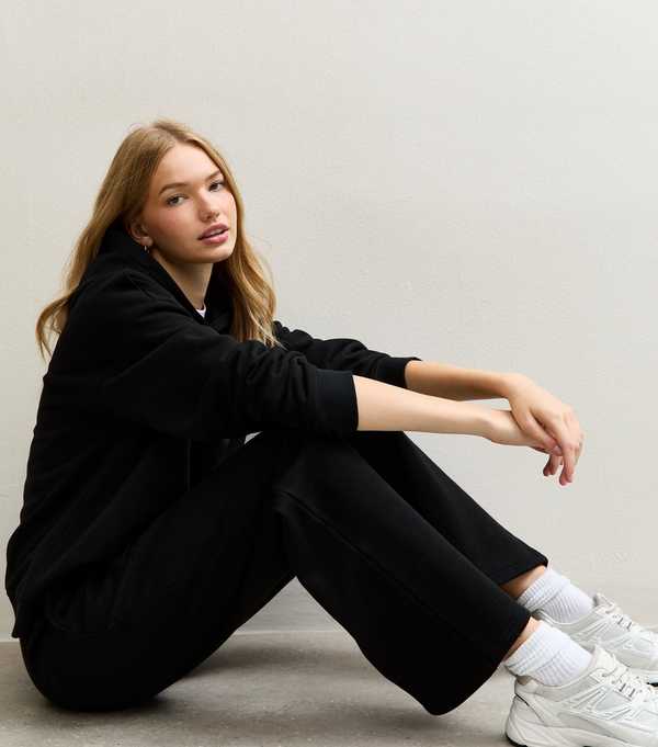 New Look Black Elasticated Waist Wide Leg Joggers