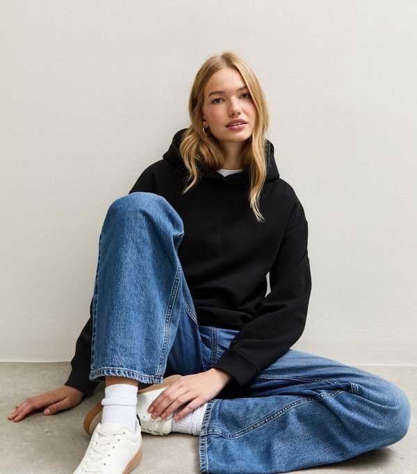 new look Black Relaxed Drop Shoulder Hoodie