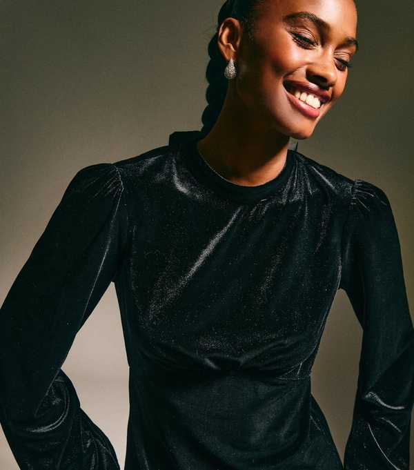 New Look Black Velvet Long Sleeve Mini Dress