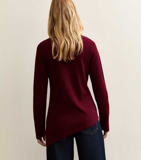 New Look Burgundy Broach Gather Asymmetric Hem Top