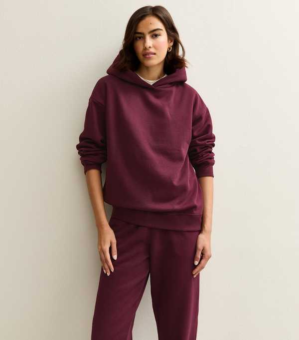 New Look Burgundy Relaxed Drop Shoulder Hoodie