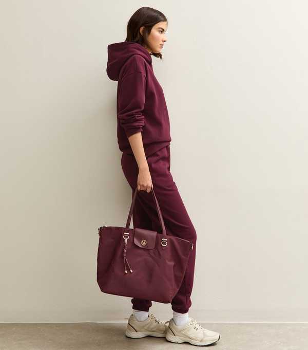 New Look Burgundy Relaxed Drop Shoulder Hoodie