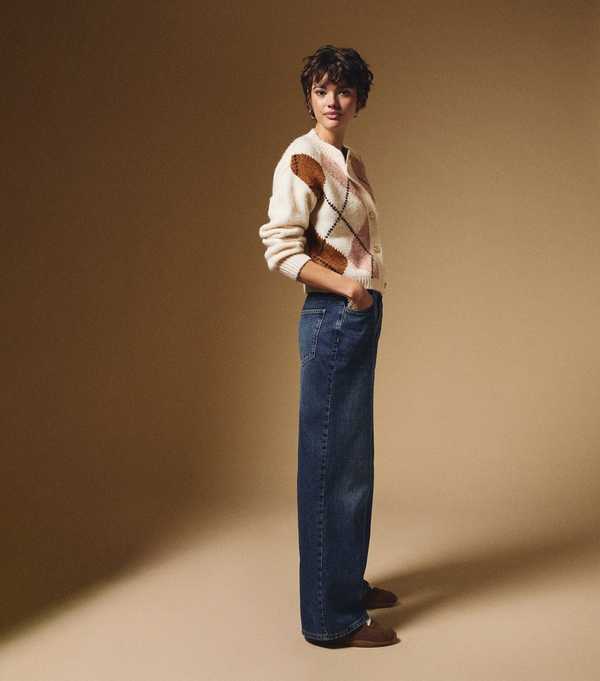 New Look Cream Argyle Crew Neck Cardigan