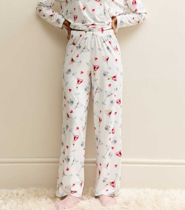 New Look Cream Cocktail Print Pyjama Set