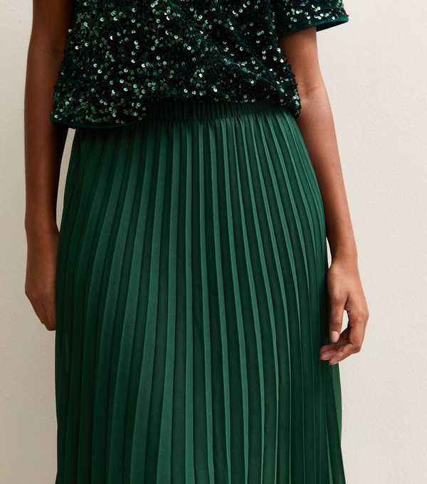 New Look Dark Green Chiffon Pleated Midi Skirt