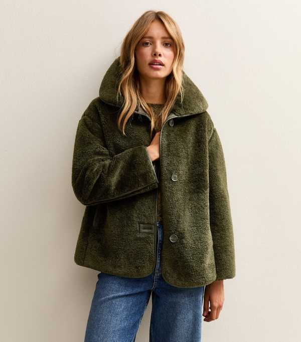 New Look Dark Green Faux Fur Bonded Jacket