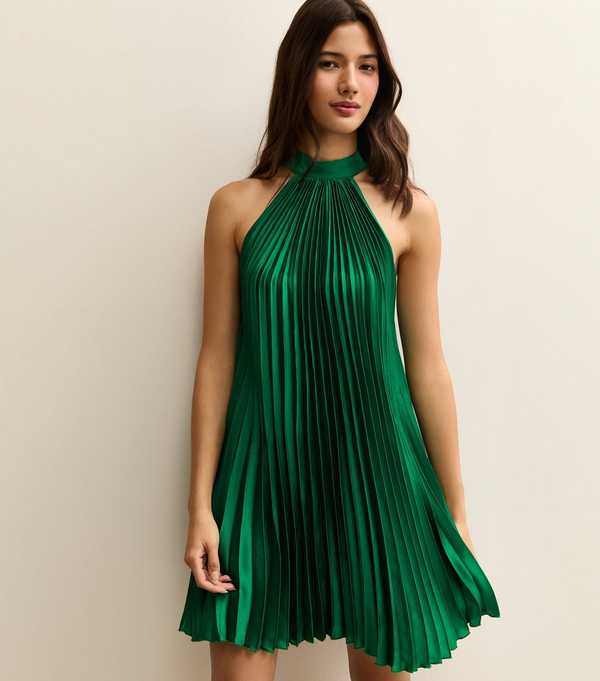 new look Dark Green Pleated Halterneck Mini Dress