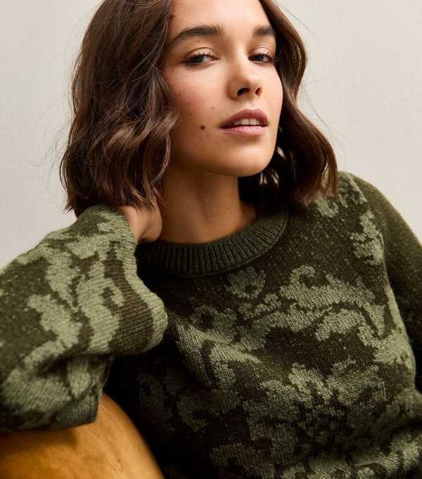 New Look Green Baroque Crew Neck Jumper