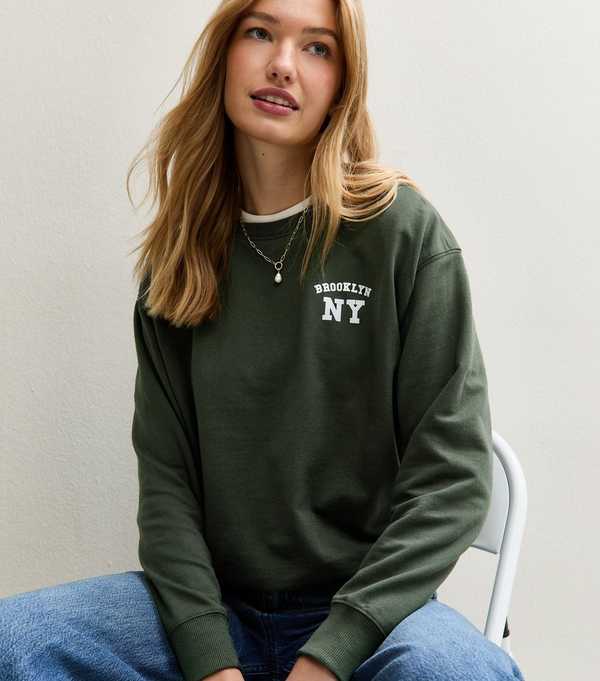 new look Khaki NY Print Sweatshirt