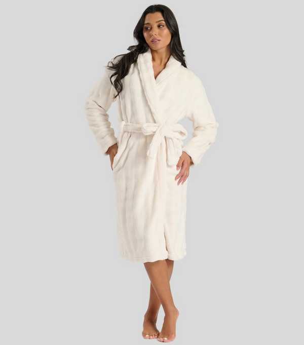 New Look Loungeable Cream Fleece Robe