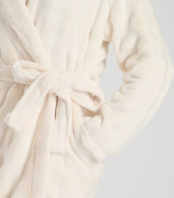 New Look Loungeable Cream Fleece Robe