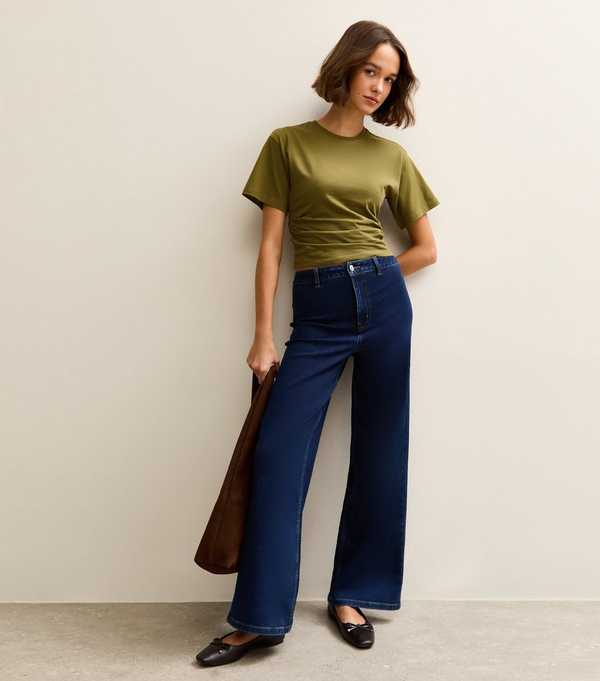 New Look Mid Green Ruched Waist Crew Neck T-Shirt