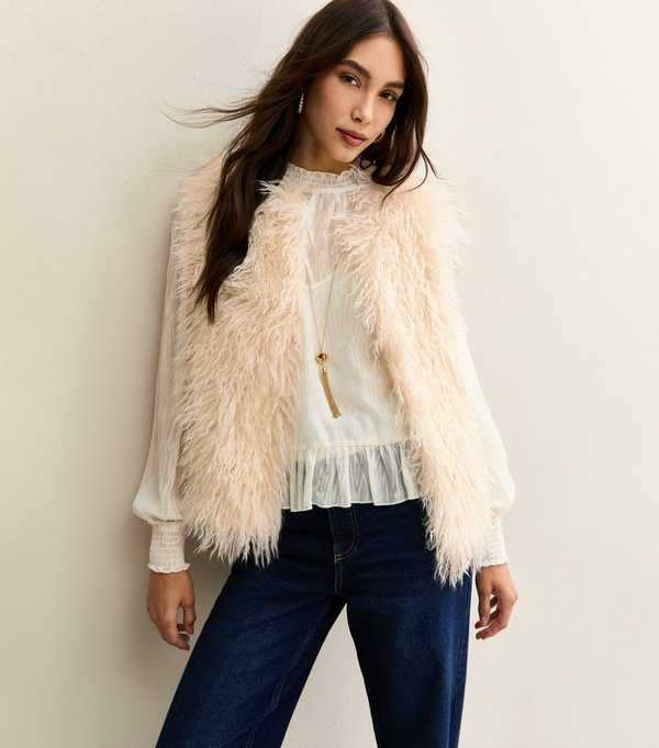 new look Off White Faux Fur Gilet