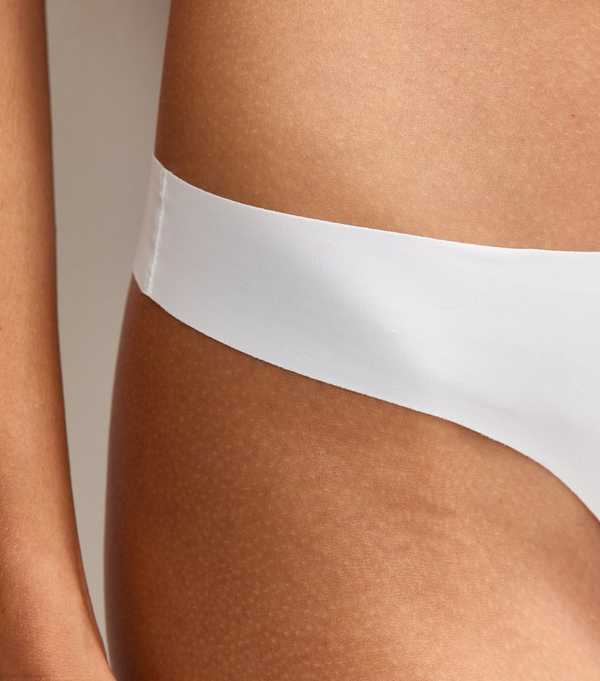 New Look White Free Cut No VPL Thong