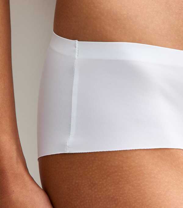 New Look White No VPL Short Briefs