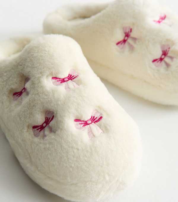 New Look Off White Faux Fur Bow Embroidered Mule Slippers