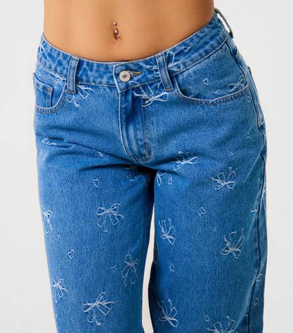 New Look Pink Vanilla Blue Ribbon Bow Embroidered Jeans