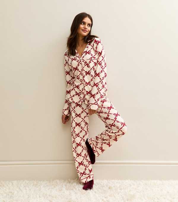 New Look Red Jersey Bow Print Revere Collar Shirt And Trousers Pyjama Set