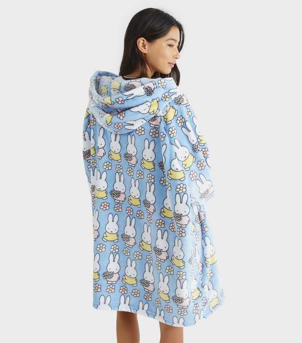 New Look Skinnydip Blue Miffy Flower Blanket Hoodie