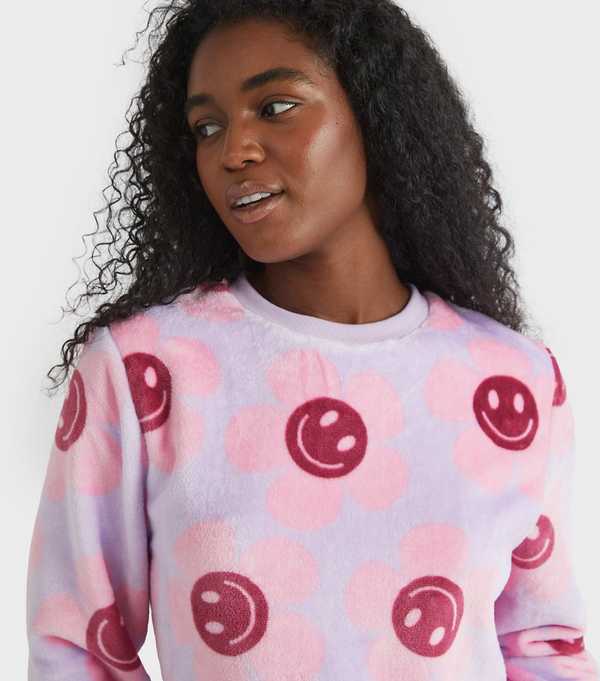 New Look Skinnydip Lilac Happy Flower Two Piece Fleece Pyjama Set