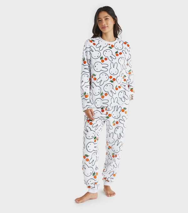 New Look Skinnydip White Miffy Cherry Fleece Pyjama Set