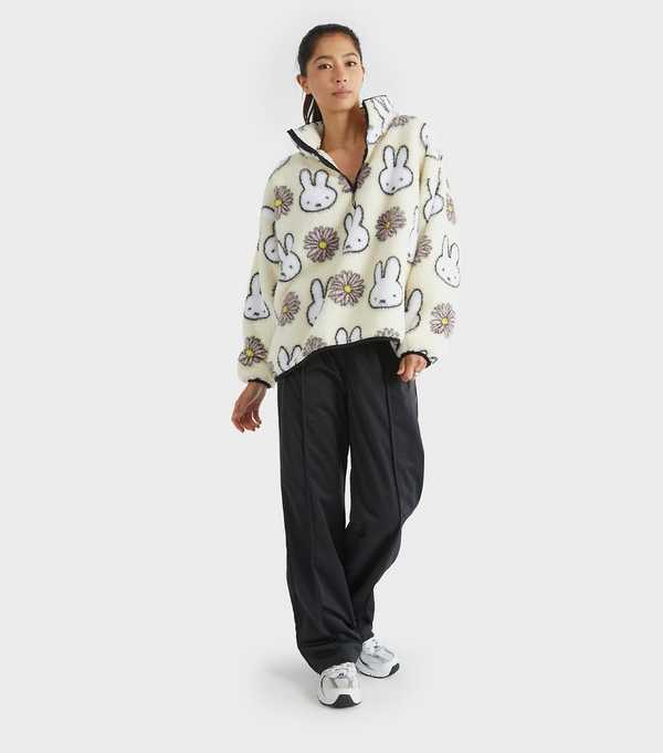 New Look Skinnydip White Miffy Flower Pattern Longline Fleece