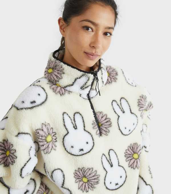 New Look Skinnydip White Miffy Flower Pattern Longline Fleece